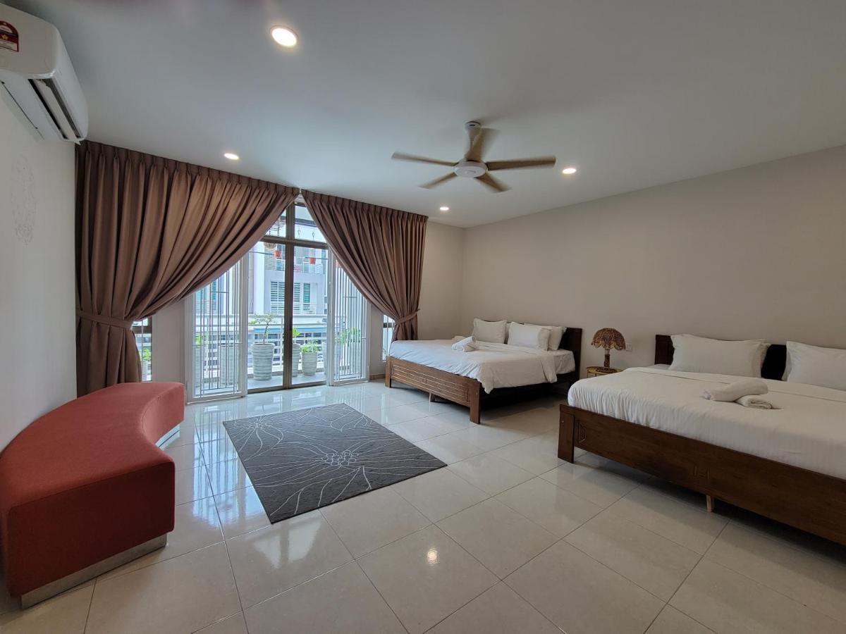 Center Town House By 360home * Malacca