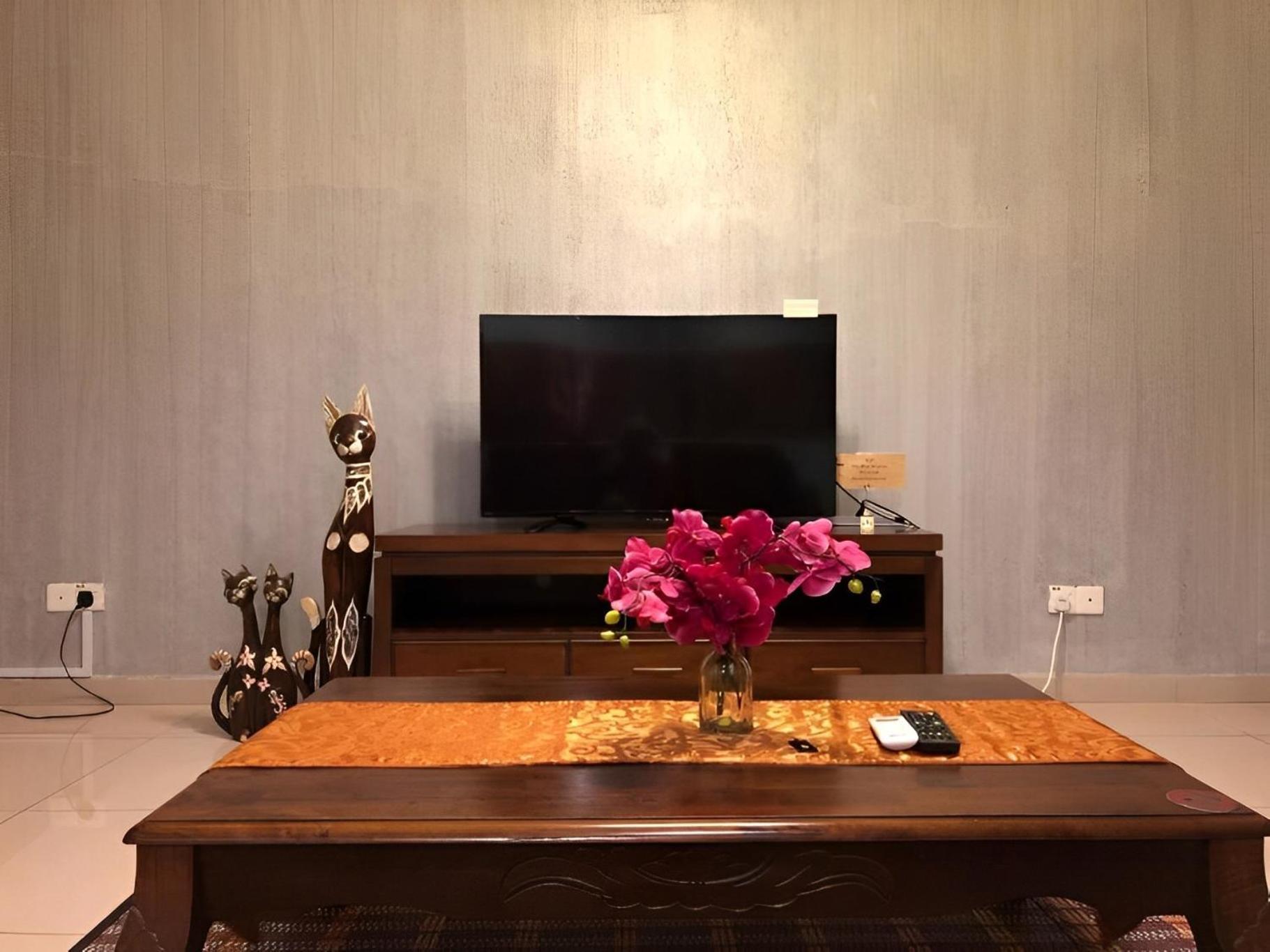 Center Town House By 360home Holiday home *
