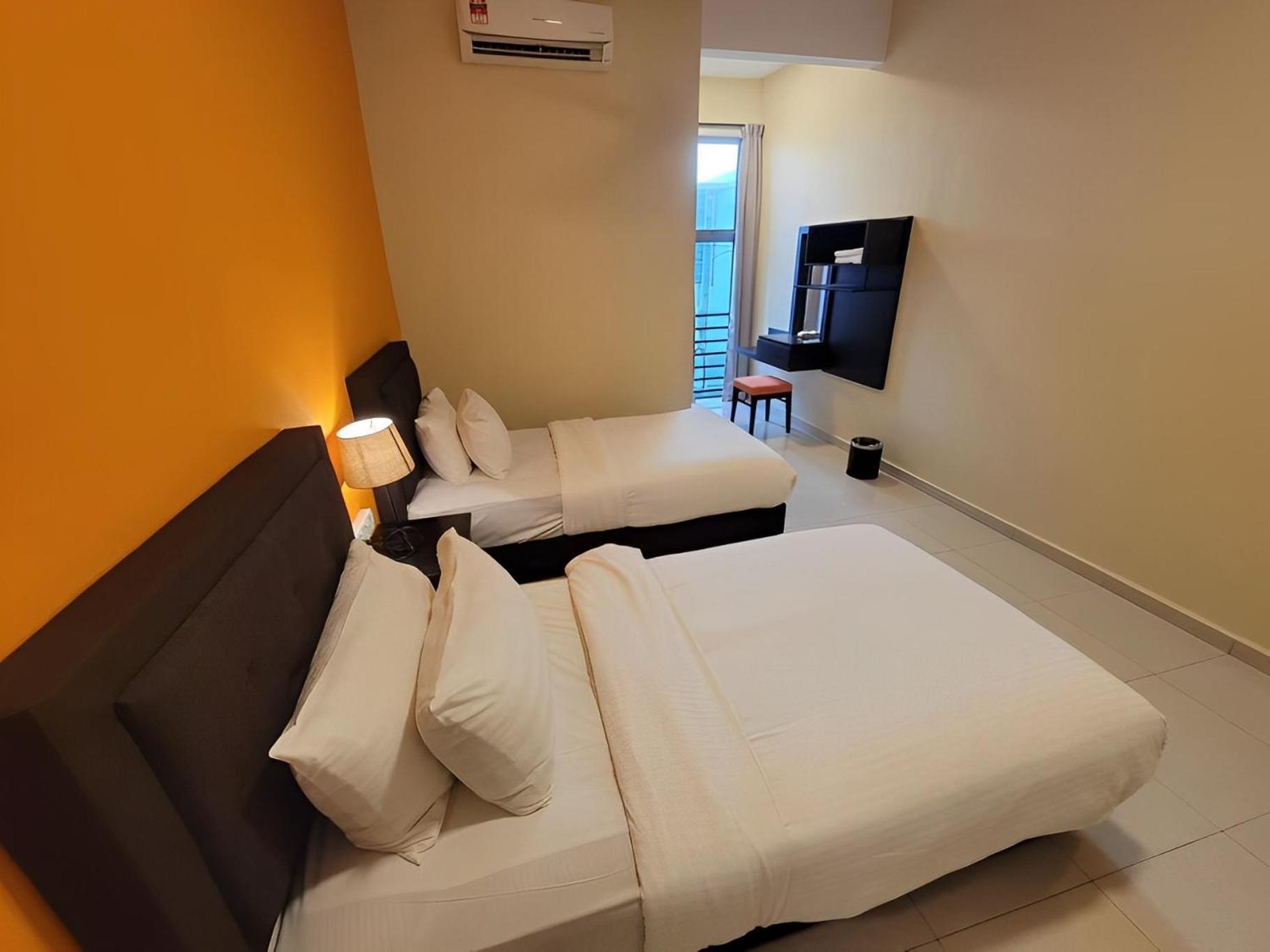 Center Town House By 360home Holiday home *