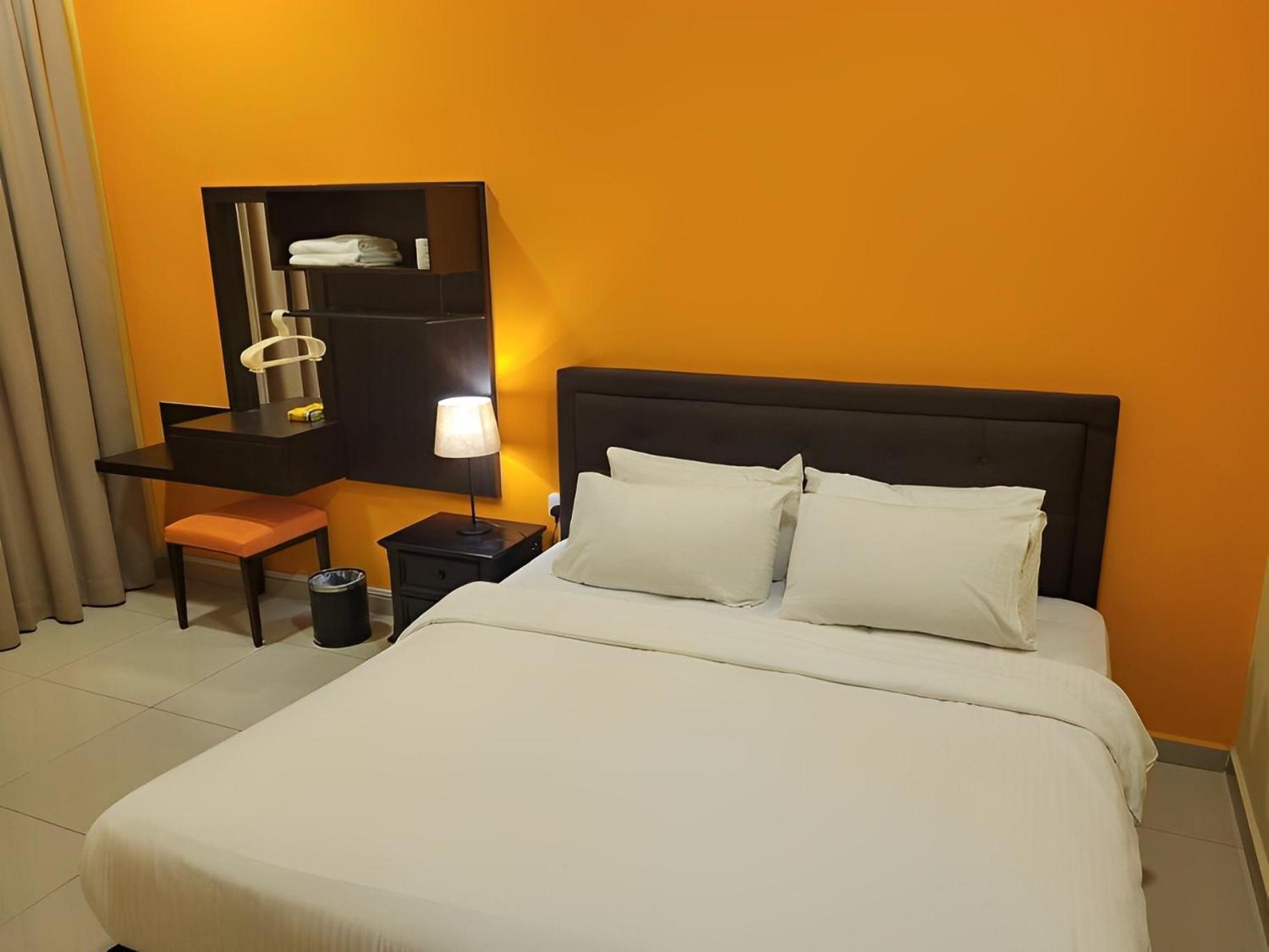 Center Town House By 360home Holiday home Malacca