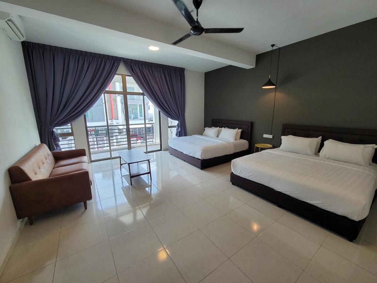 Center Town House By 360home *